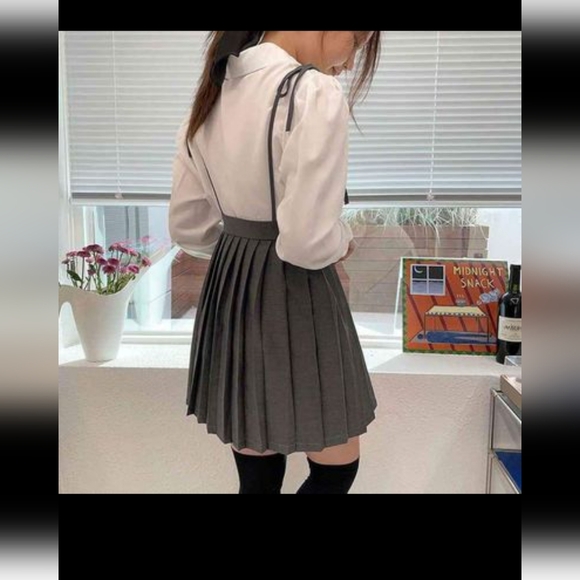 🎀 NEW Fashion Ladies Pleated Plain Pinafore Bib Sleeveless Mini Dress - Picture 4 of 6